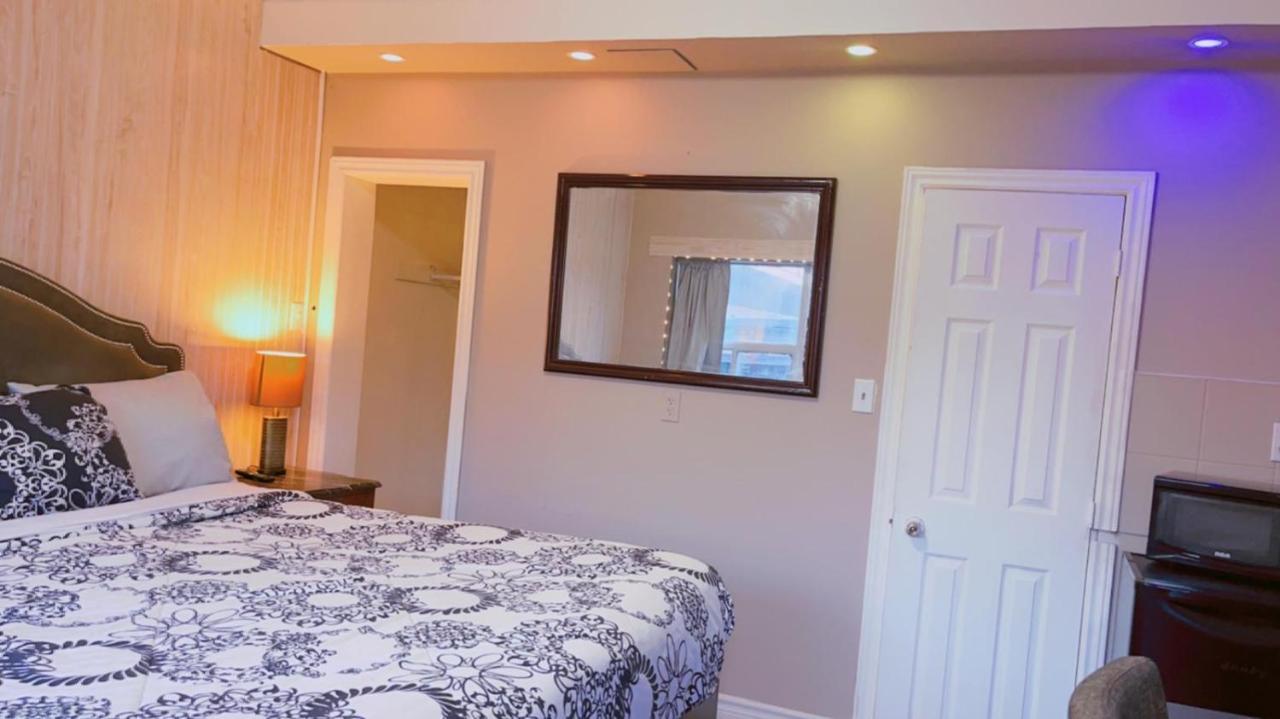 Motel Crestwood Burlington