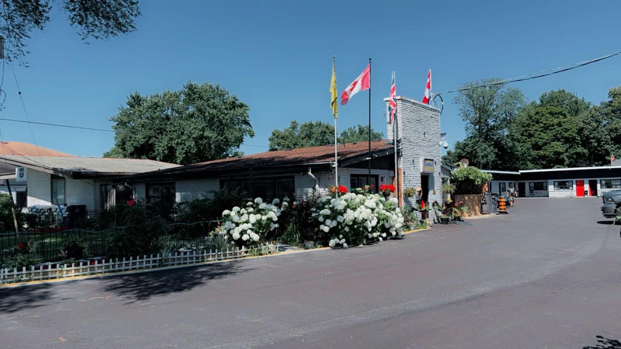 Motel Crestwood